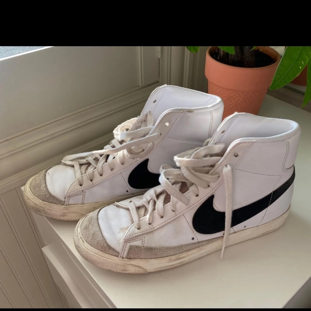 Nike white and black hightop blazers